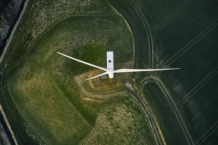 Wind turbine in middle of a field