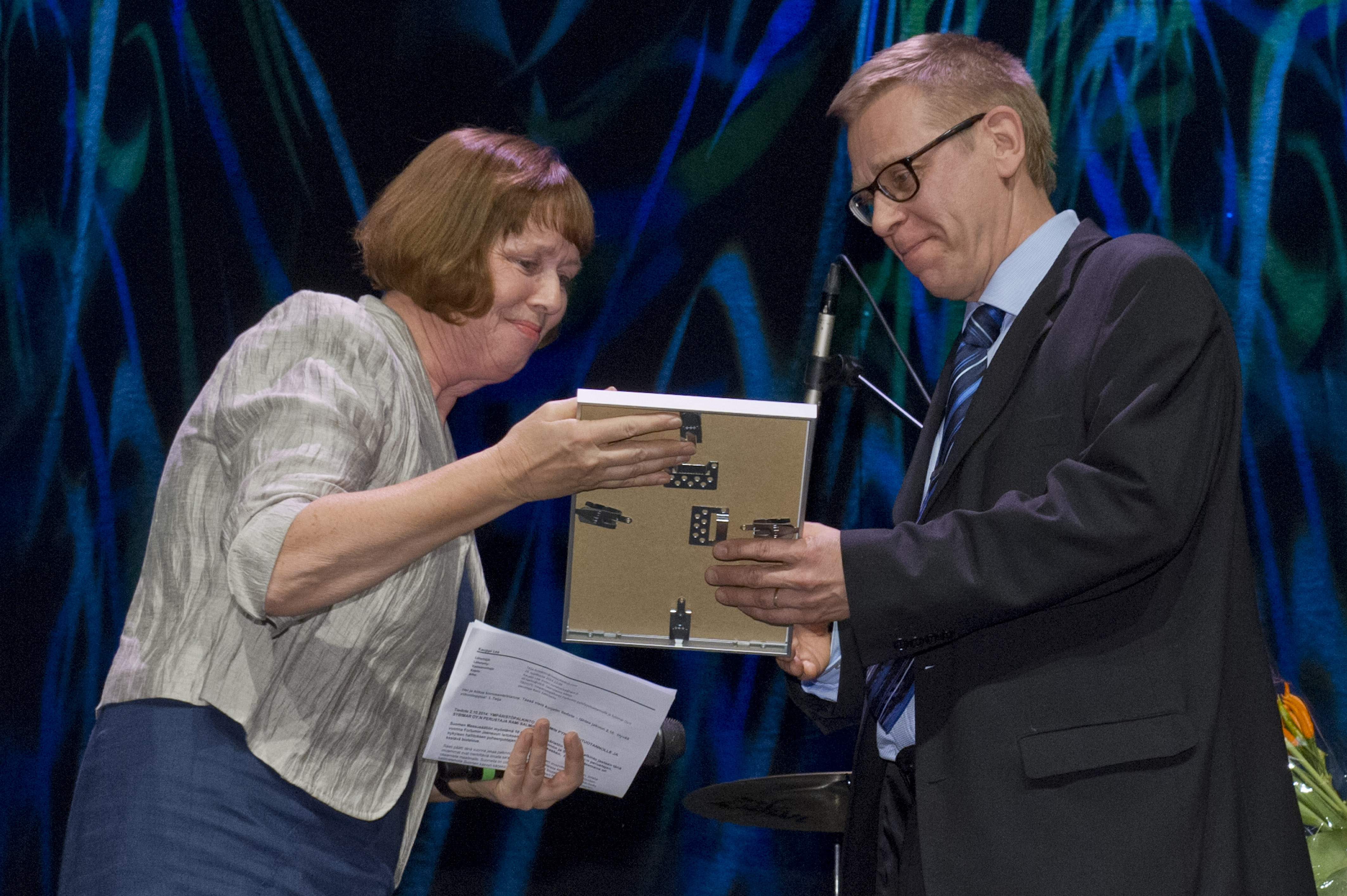 Jukka Heiskanen vastaanotti Ympäristön hyväksi -palkinnon